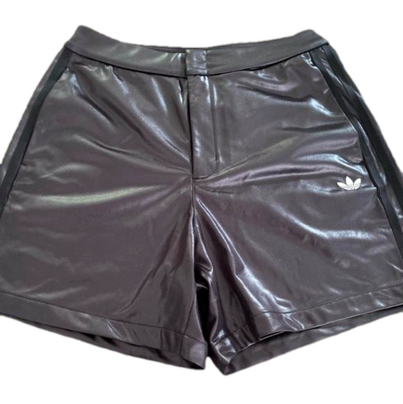 adidas Pants - Adidas shorts size 6